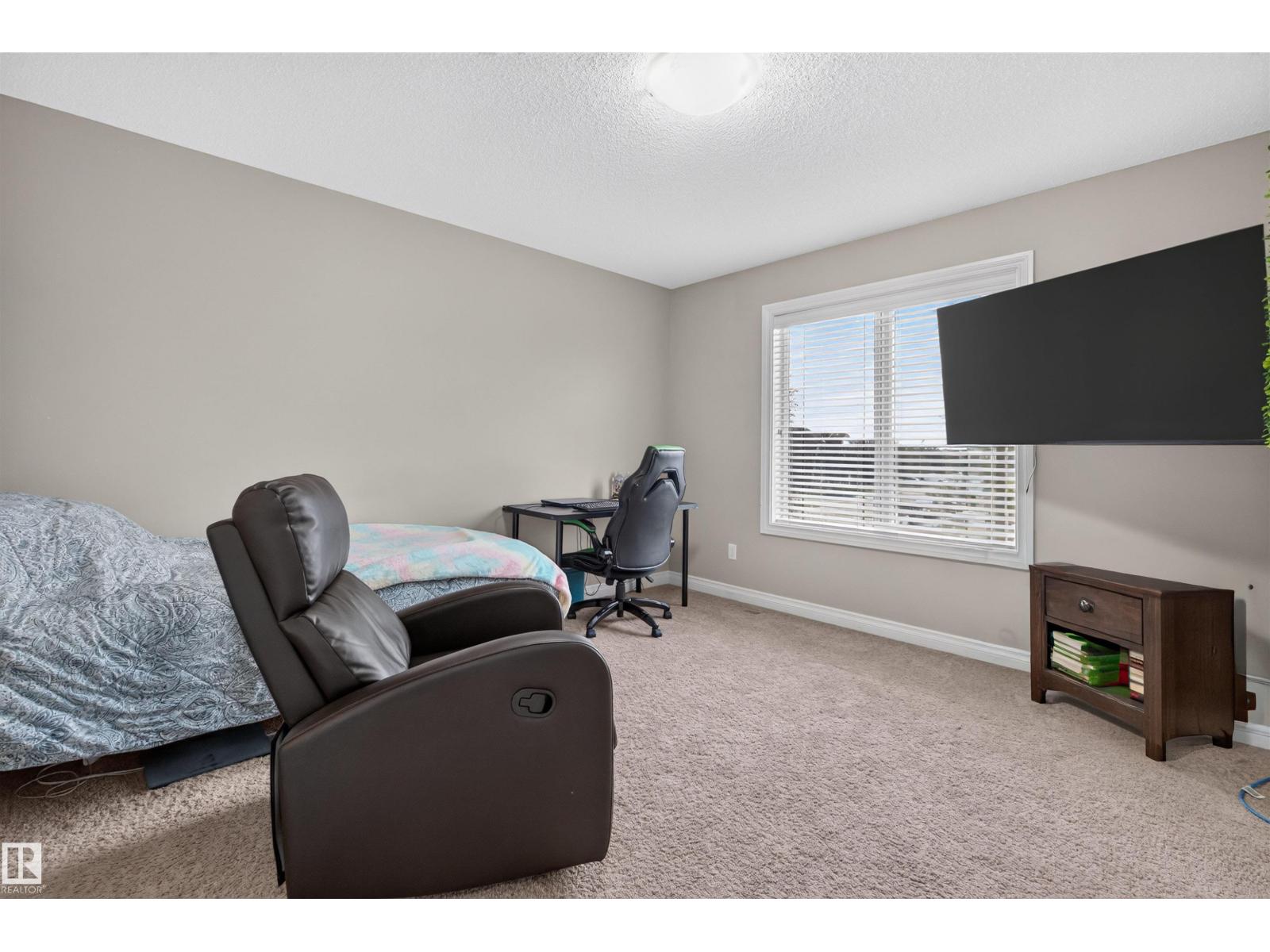 5110 168A AV NW - 16