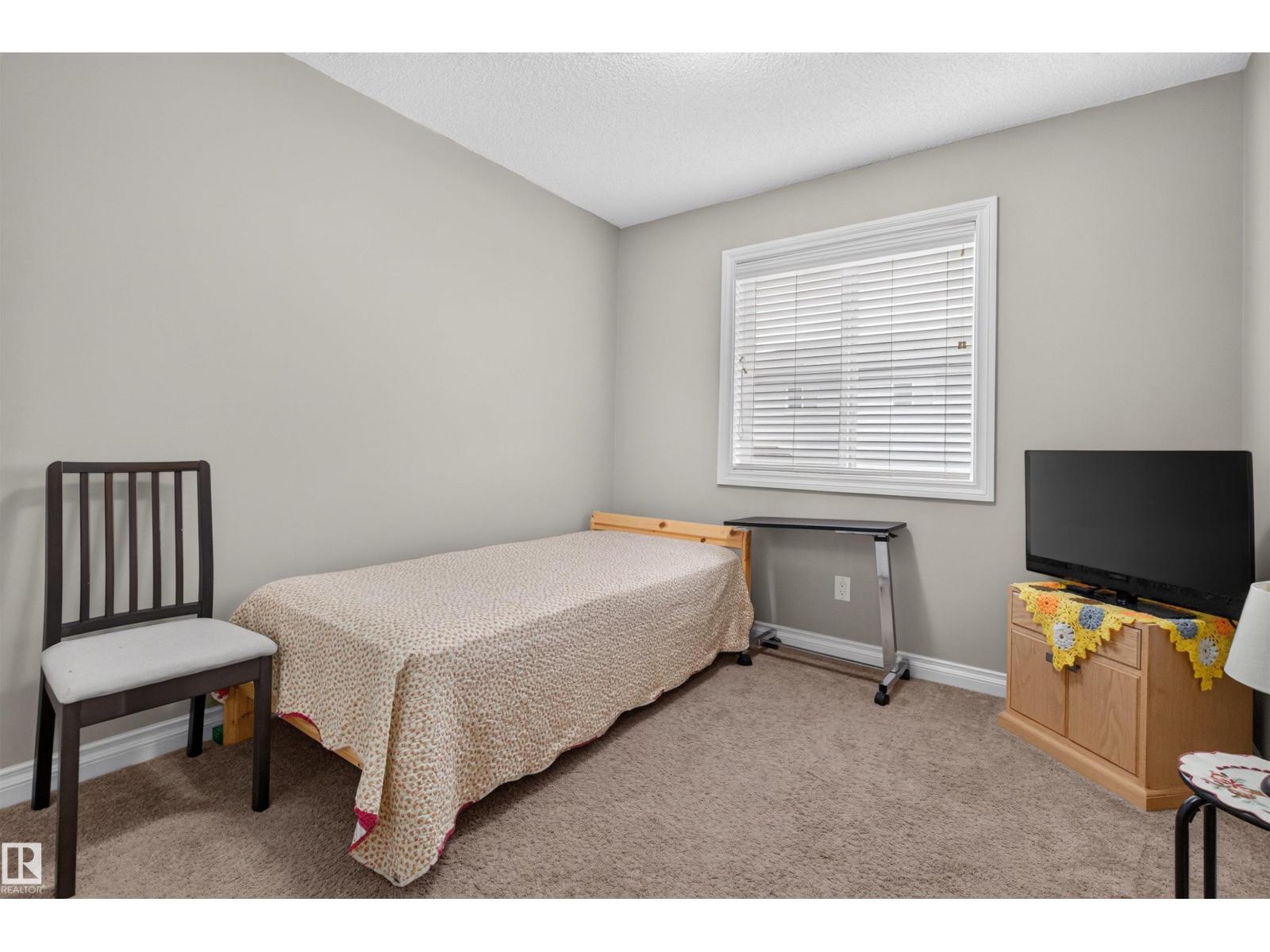 5110 168A AV NW - 21
