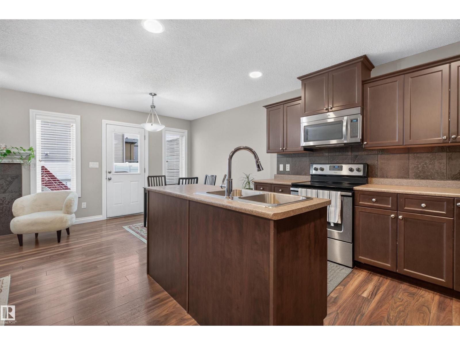 5110 168A AV NW - 6