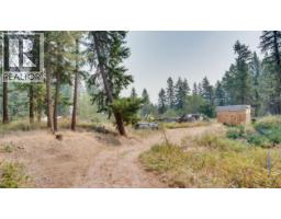 Full ensuite bathroom - 2996 Brockman Road, Salmon Arm, BC V1E3K5 Photo 12