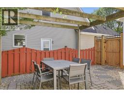 258 Newport Place, Waterloo, ON N2T2B5 Photo 36