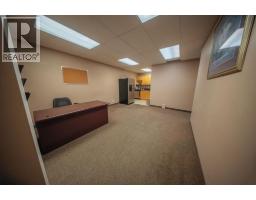 32 Westwinds Crescent Ne, Calgary, AB T3J5L3 Photo 12