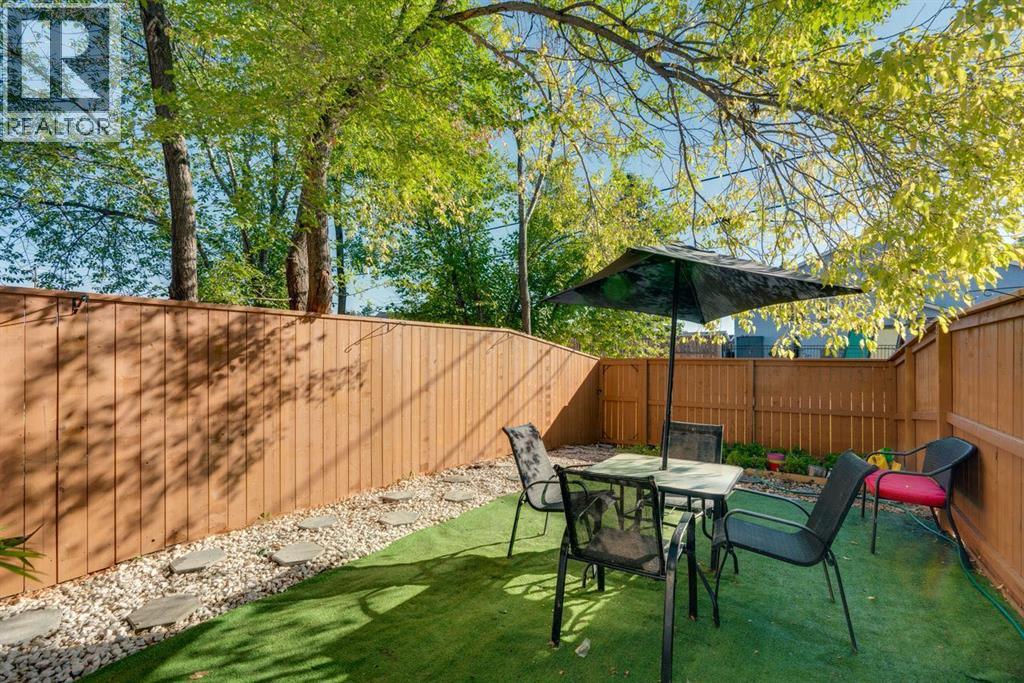 17 Falshire Terrace NE - photo 36