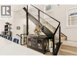 4pc Bathroom - 2023 31 Avenue Sw, Calgary, AB T2T1T3 Photo 11