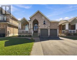 Bedroom 3 - 1650 Rizzardo Crescent, Innisfil, ON L9S4W7 Photo 9