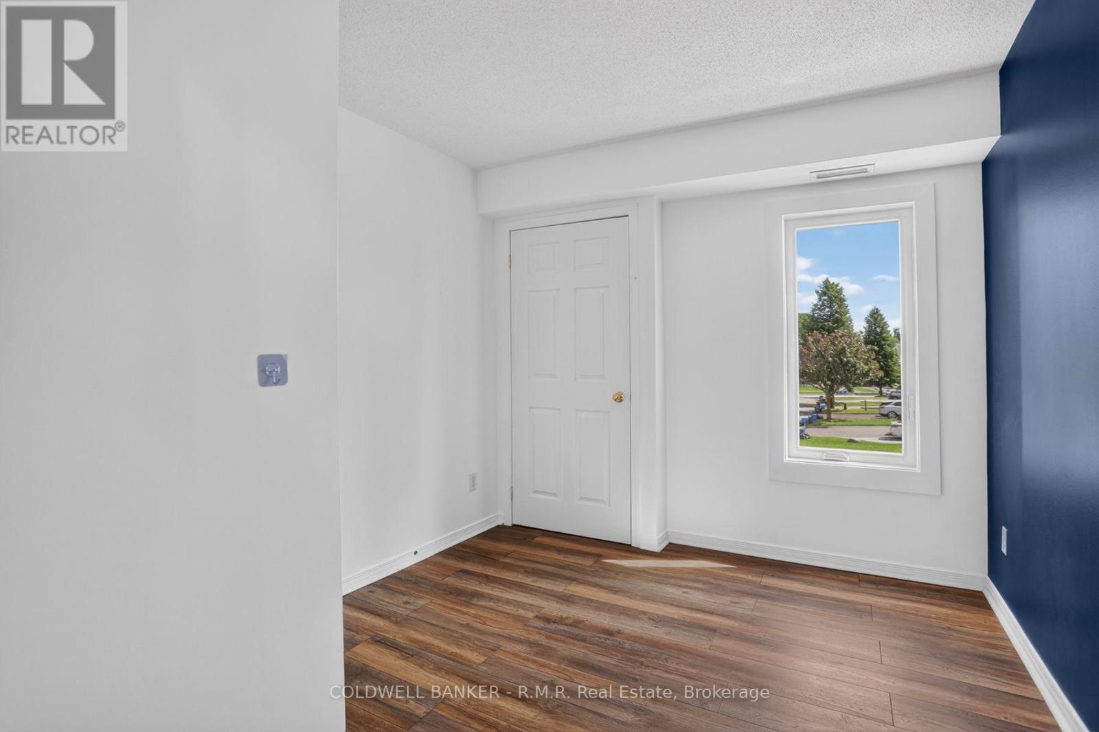 #210 106 ASPEN SPRINGS DRIVE - 16