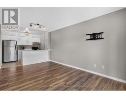 210 - 106 Aspen Springs Drive, Clarington, ON L1C5N7 Photo 10