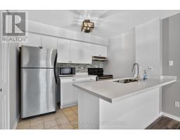 210 - 106 Aspen Springs Drive, Clarington, ON L1C5N7 Photo 11