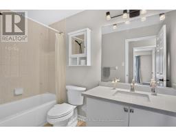 210 - 106 Aspen Springs Drive, Clarington, ON L1C5N7 Photo 17