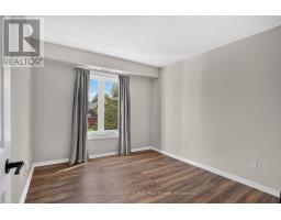 210 - 106 Aspen Springs Drive, Clarington, ON L1C5N7 Photo 18