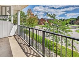 210 - 106 Aspen Springs Drive, Clarington, ON L1C5N7 Photo 9