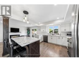 Living room - 38 Payette Drive, Penetanguishene, ON L9M1H5 Photo 7