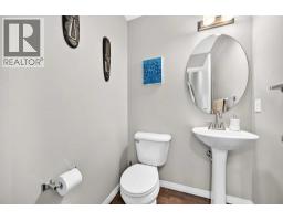 89 New Brighton Common Se, Calgary, AB T2Z0T5 Photo 17