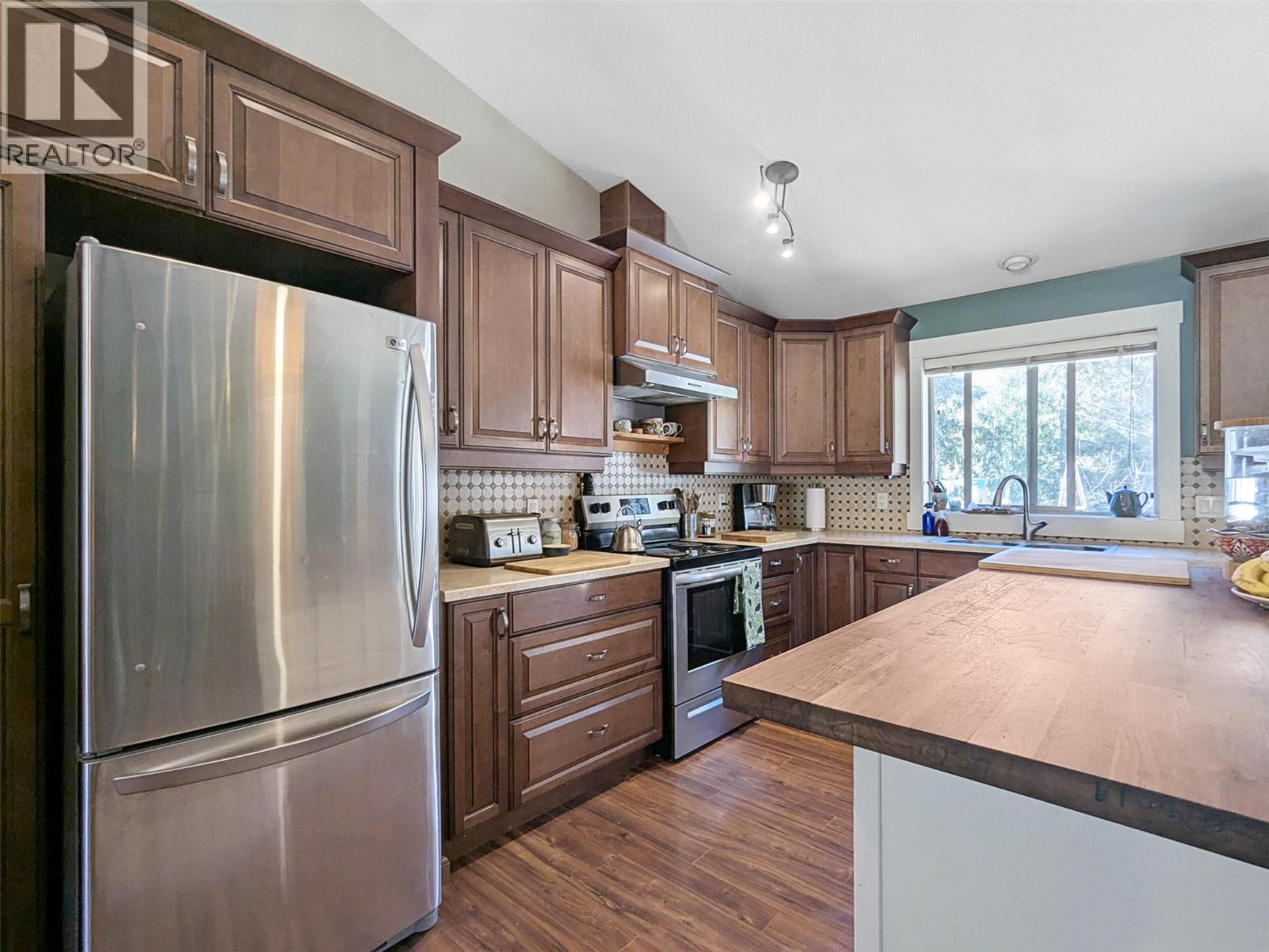 1007 HAROLD Street - 5