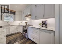 Dining room - 35 Greyhawk Street, Kitchener, ON N2K0C7 Photo 13