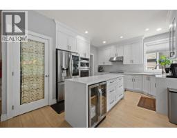 3376 Plateau Boulevard, Coquitlam, BC V3E3R3 Photo 20