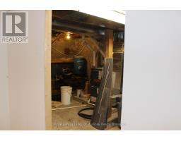 23 Bridge Street, Lake Of Bays, ON P0B1A0 Photo 10