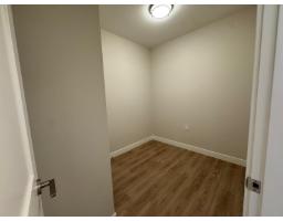 A3xx 8233 20b Street, Langley, BC V2Y4M7 Photo 10