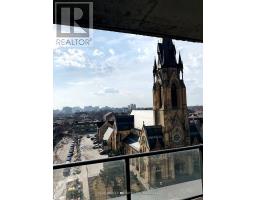 605 - 111 Bathurst Street, Toronto, ON M5V0M9 Photo 17