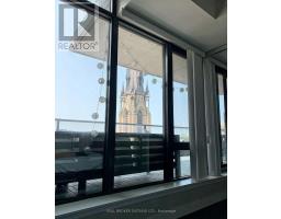 605 - 111 Bathurst Street, Toronto, ON M5V0M9 Photo 6