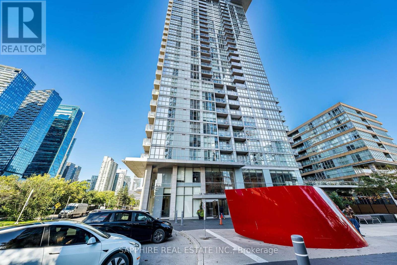 #541 15 ICEBOAT TERRACE - 1