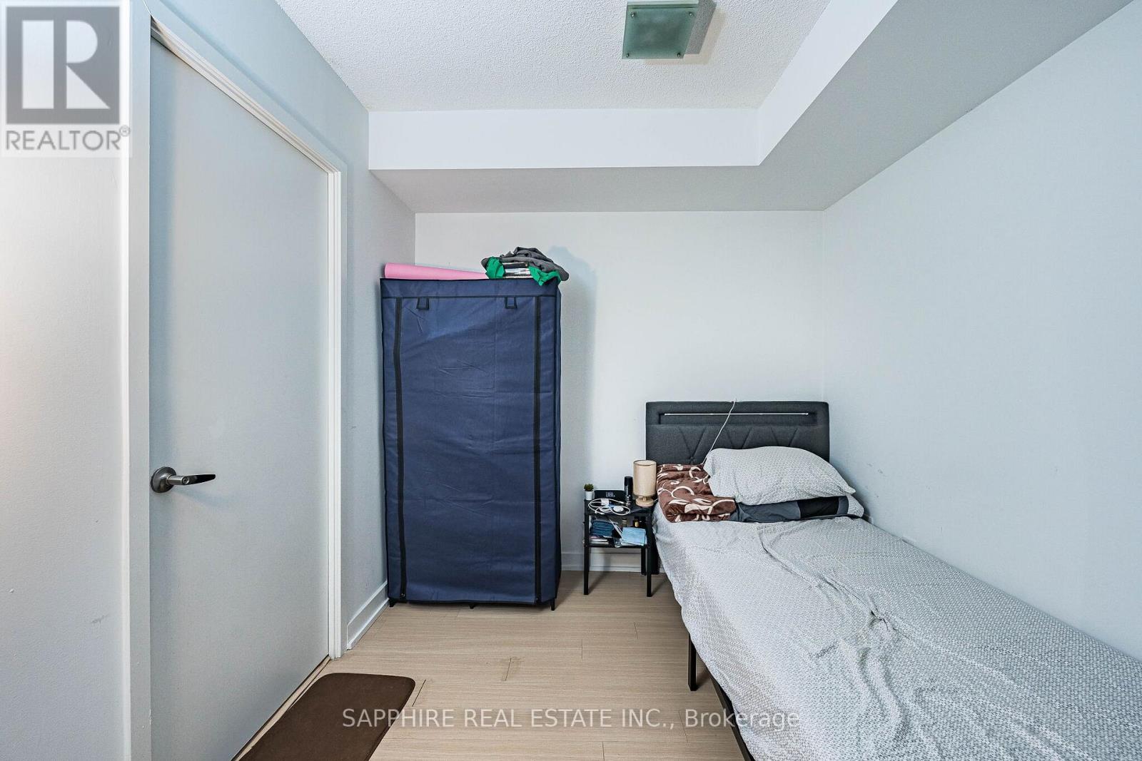 #541 15 ICEBOAT TERRACE - 19