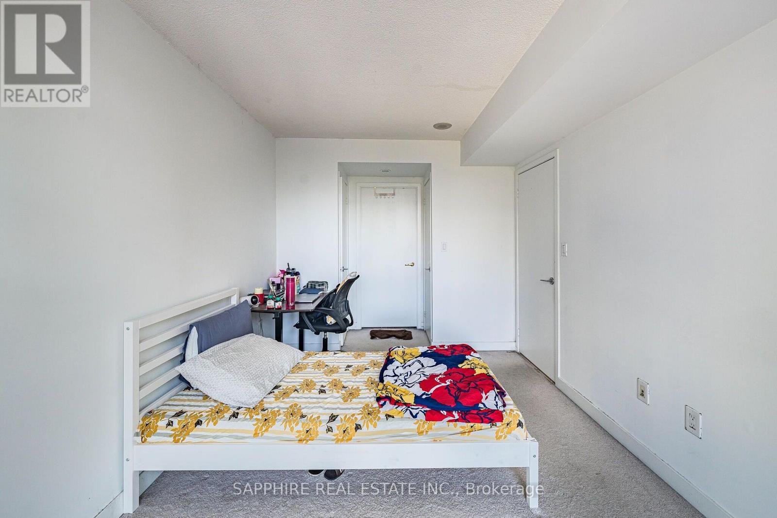 #541 15 ICEBOAT TERRACE - 23