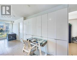 541 - 15 Iceboat Terrace, Toronto, ON M5V4A5 Photo 10