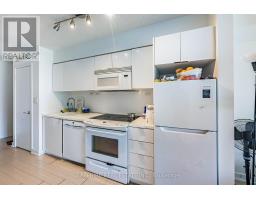 541 - 15 Iceboat Terrace, Toronto, ON M5V4A5 Photo 13