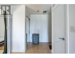 541 - 15 Iceboat Terrace, Toronto, ON M5V4A5 Photo 7