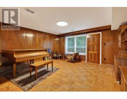 169 Overbrook Place, Toronto, ON M3H4R2 Photo 11