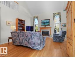 156 Phillips Ro Nw, Edmonton, AB T5T5Y3 Photo 15
