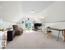 156 Phillips Ro Nw, Edmonton, AB T5T5Y3 Photo 36