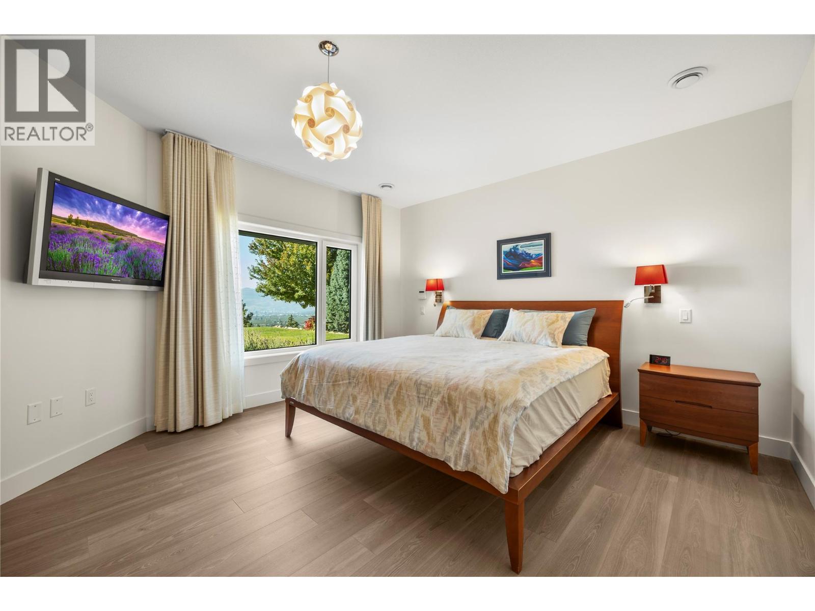 2442 Bella Vista Street, Kelowna