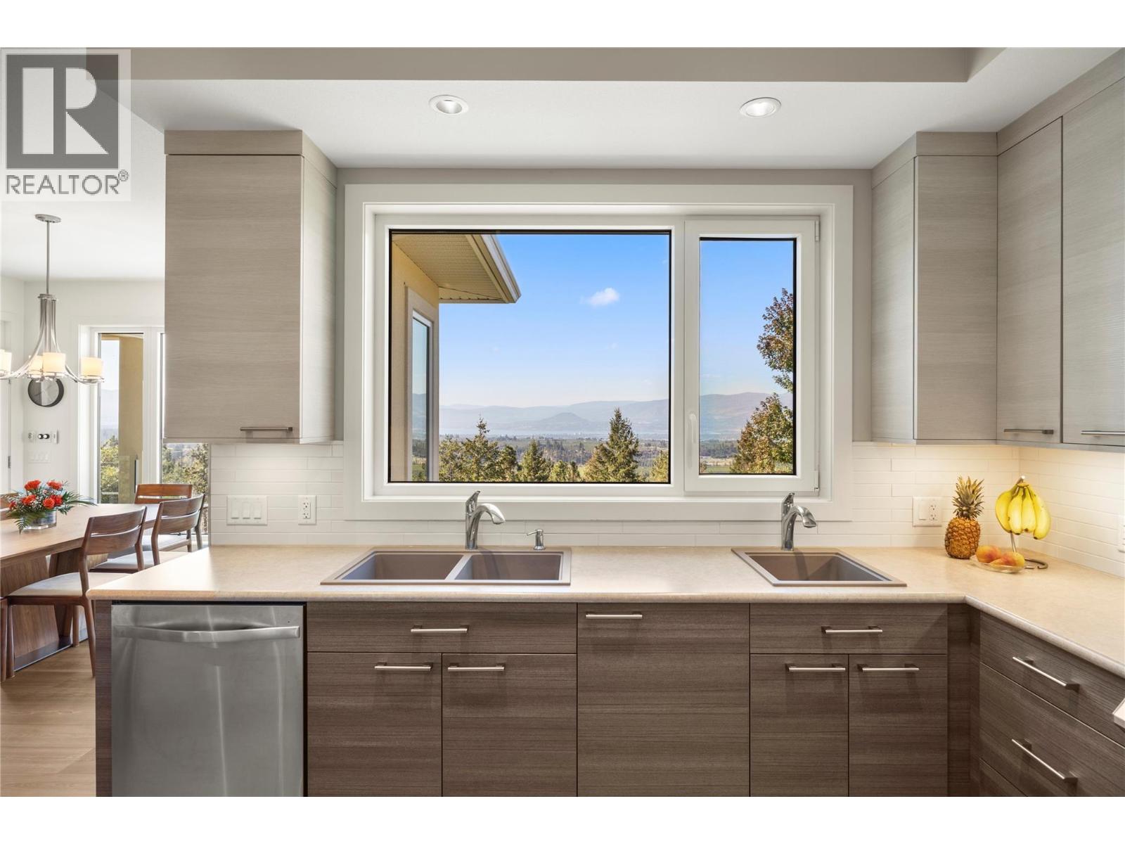 2442 Bella Vista Street, Kelowna