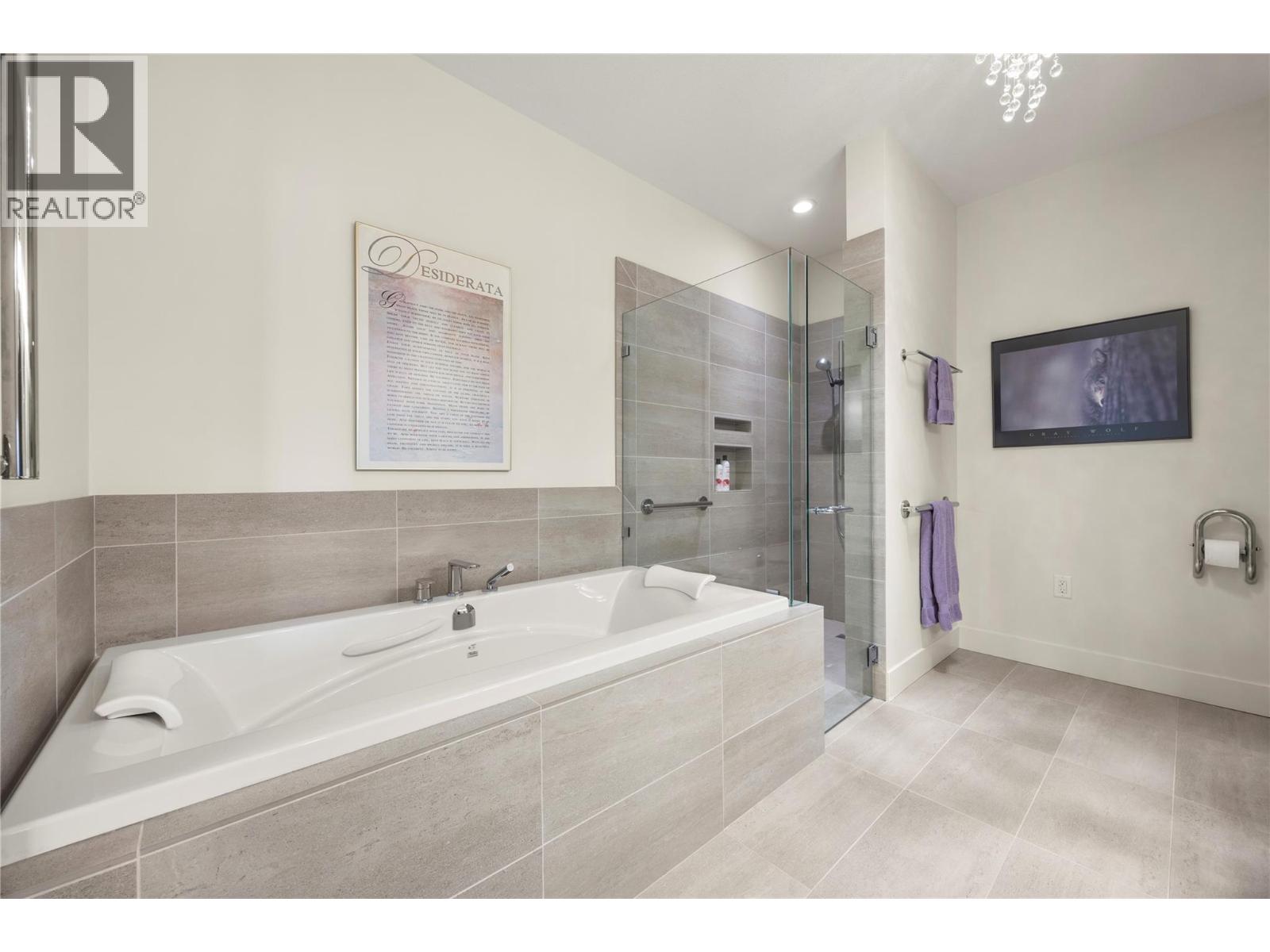 2442 Bella Vista Street, Kelowna