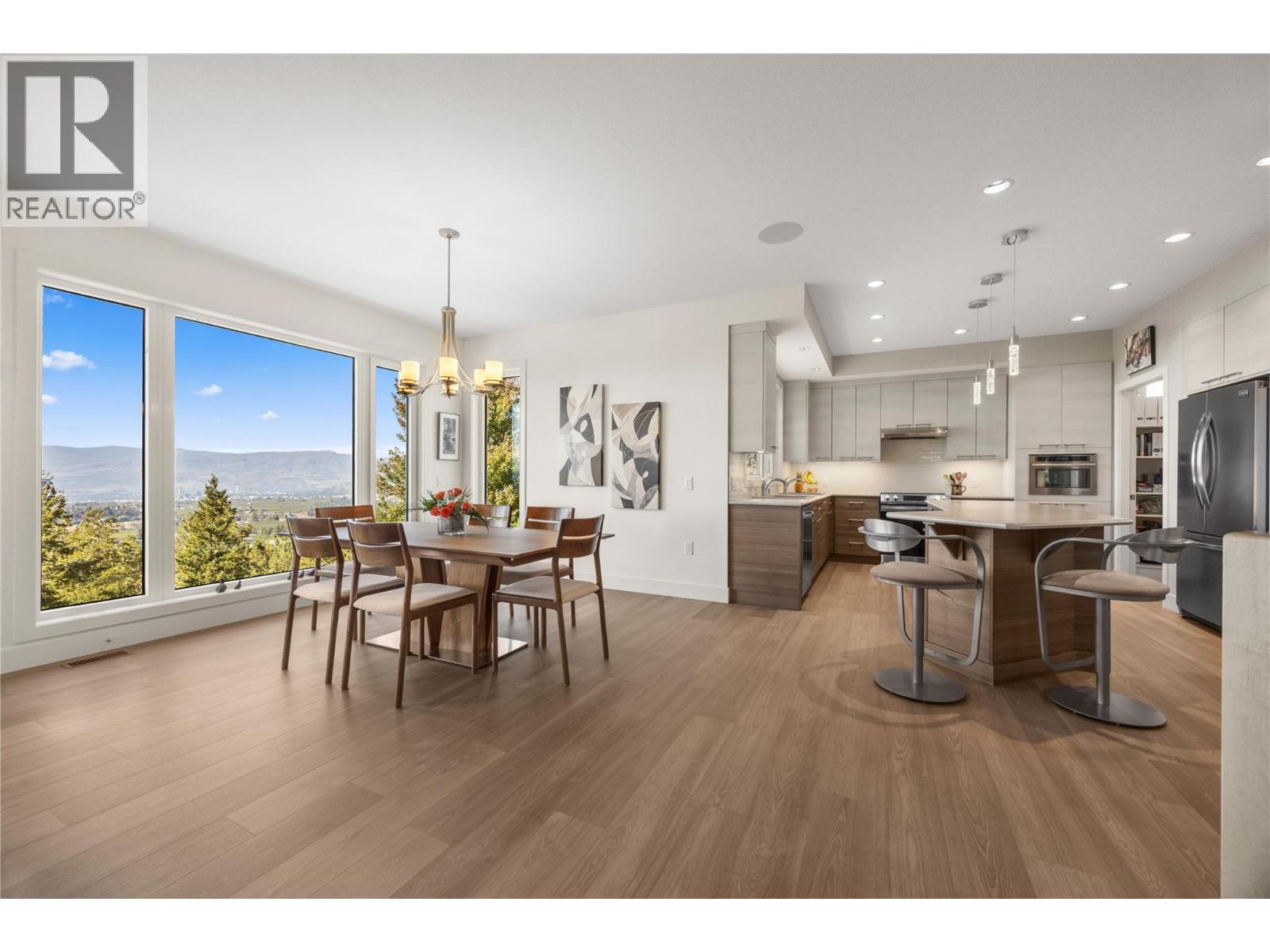 2442 Bella Vista Street, Kelowna