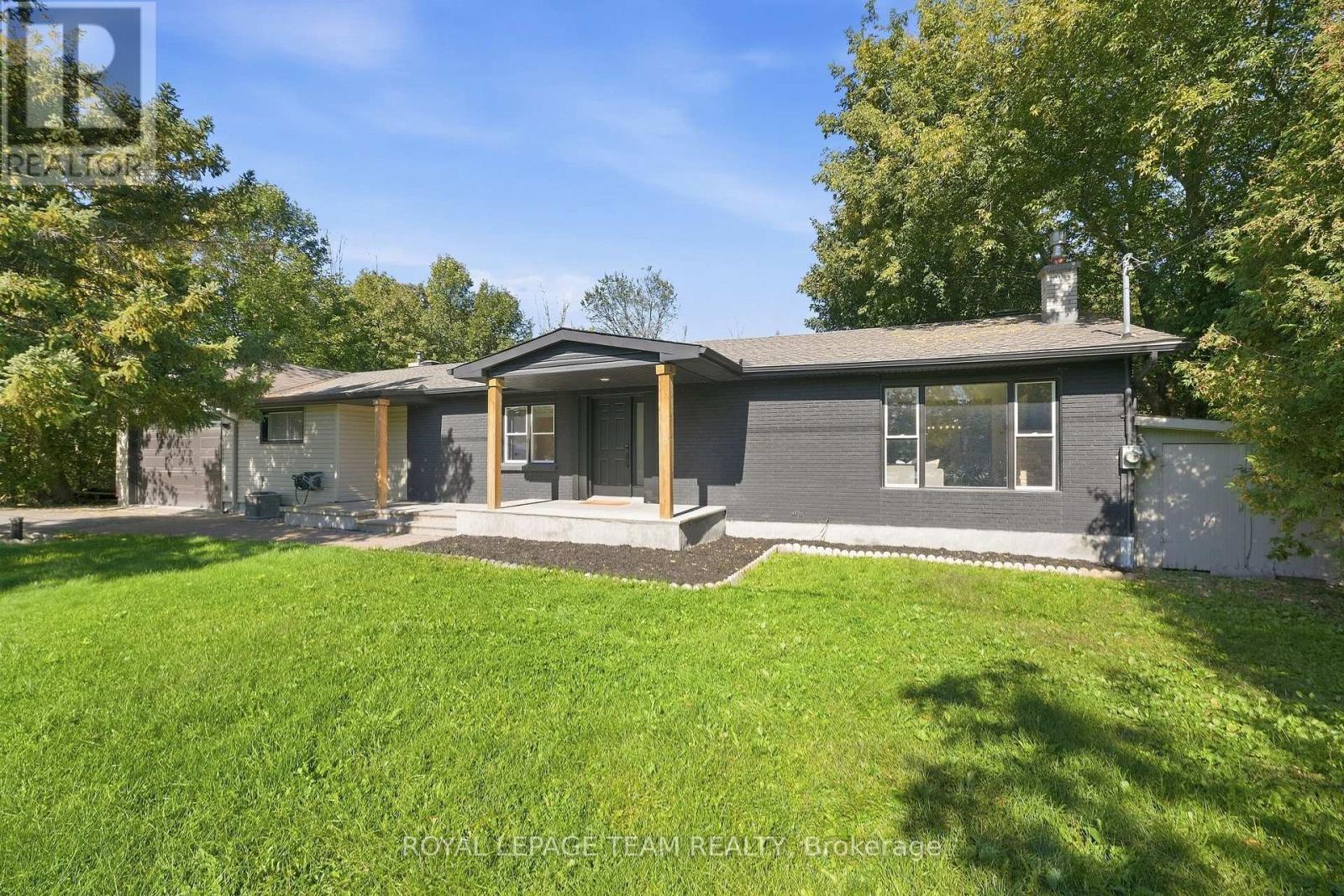 1819 RIDEAU ROAD - 1