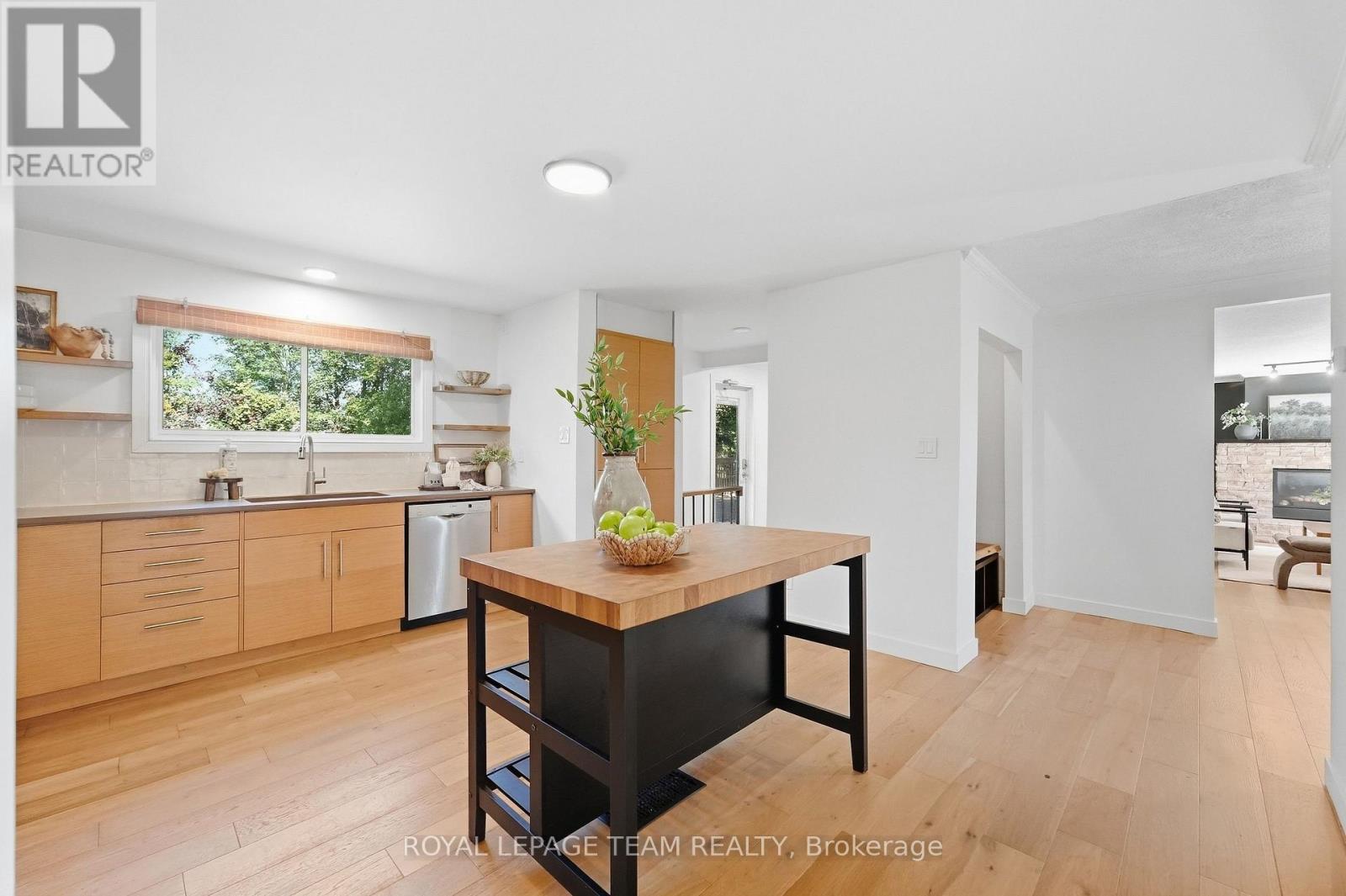 1819 RIDEAU ROAD - 20