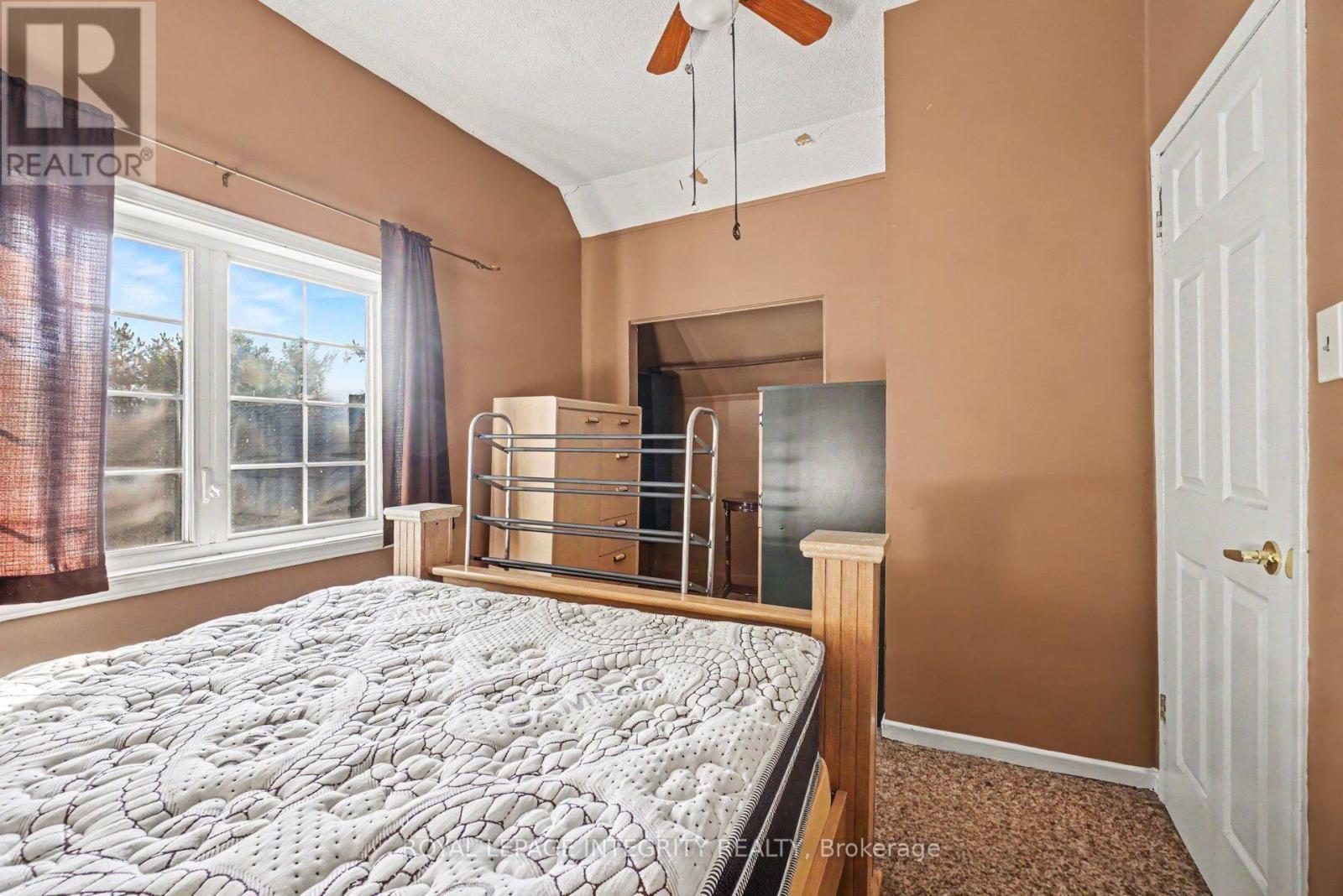 1261 RODNEY LANE - 10