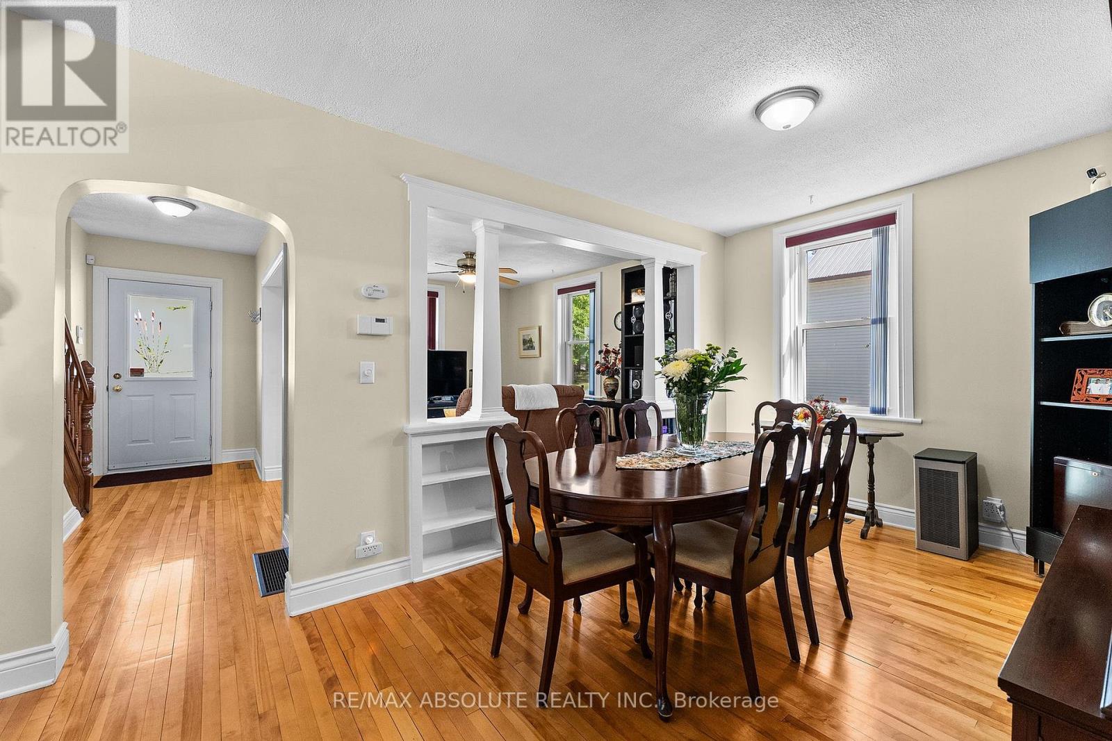 150 MCGONIGAL STREET W - 10