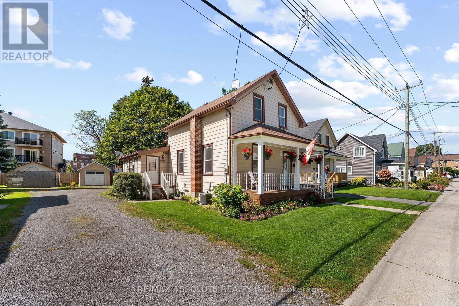 150 MCGONIGAL STREET W - 2