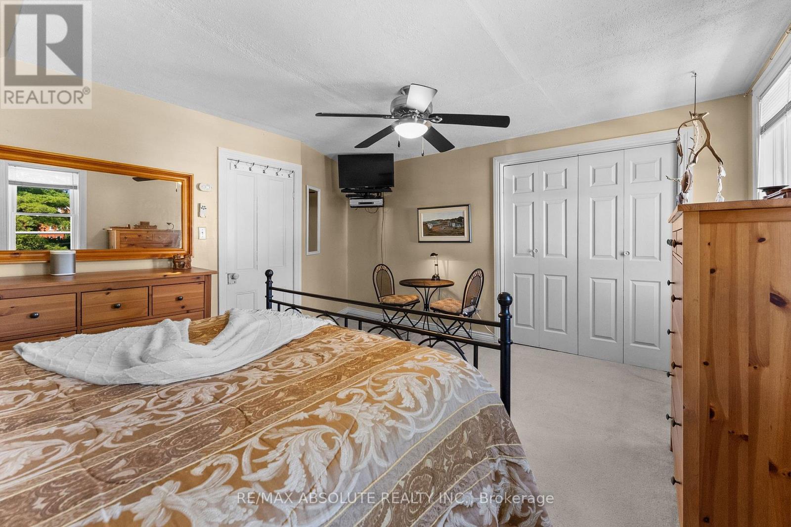 150 MCGONIGAL STREET W - Image 24