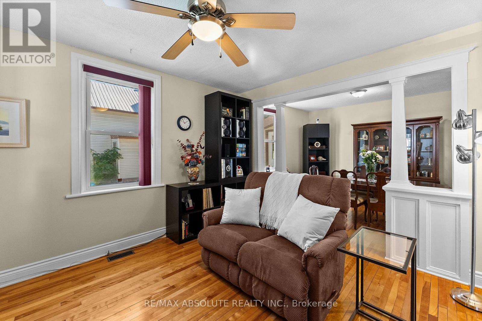 150 MCGONIGAL STREET W - 7
