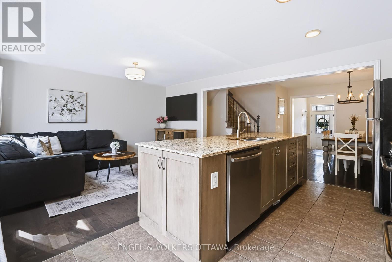303 SONG SPARROW STREET - 11