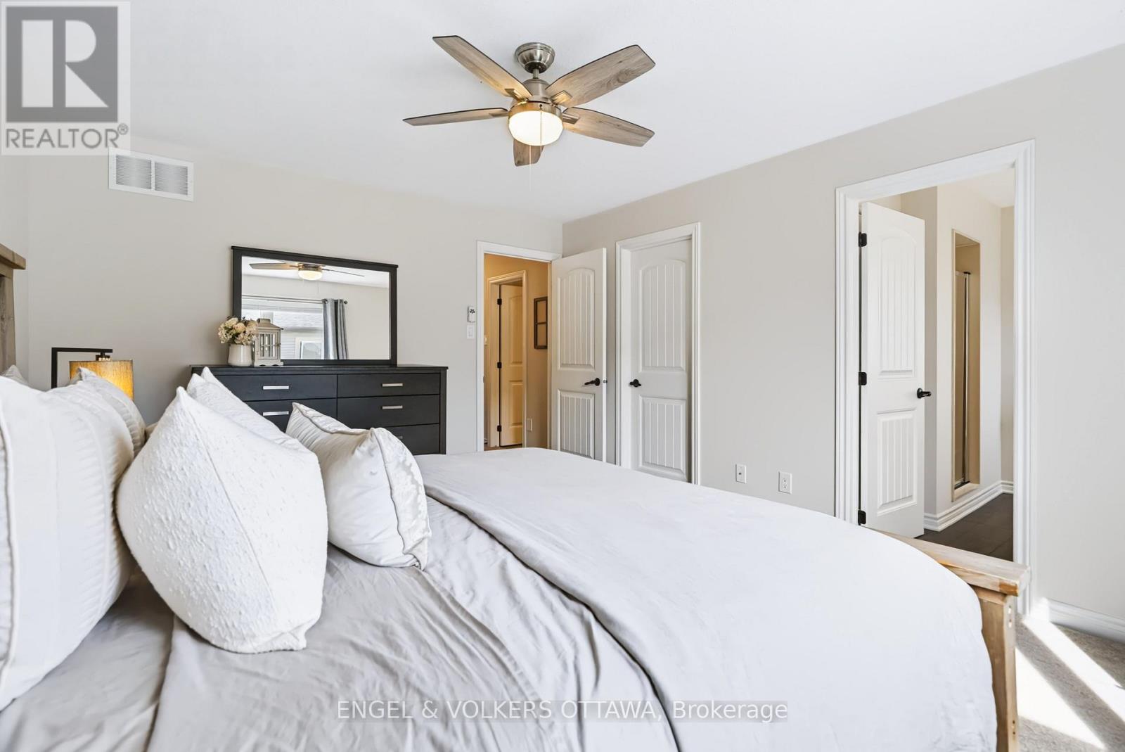 303 SONG SPARROW STREET - 20