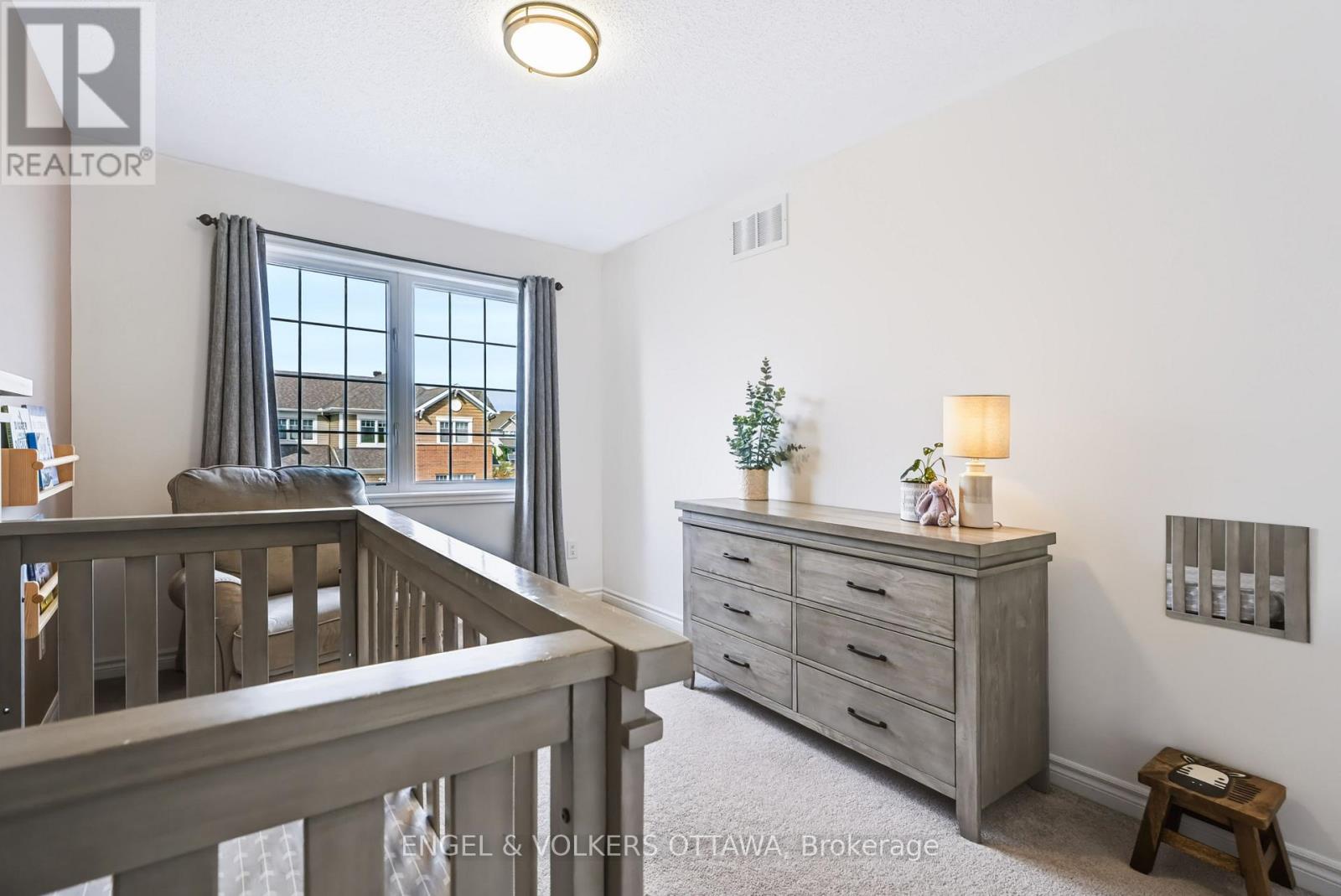 303 SONG SPARROW STREET - 30