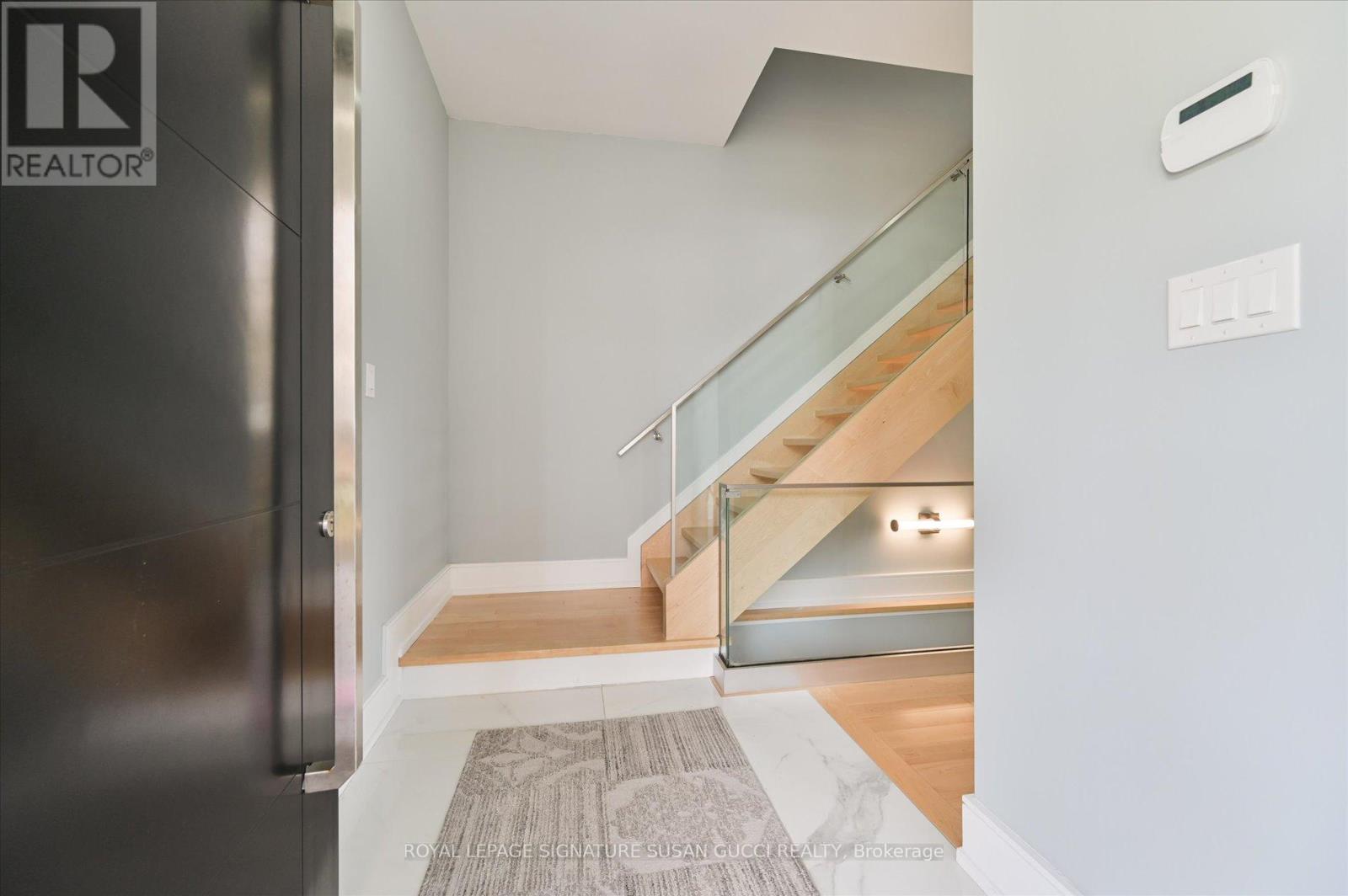 Photo of 96 SQUIRES AVENUE