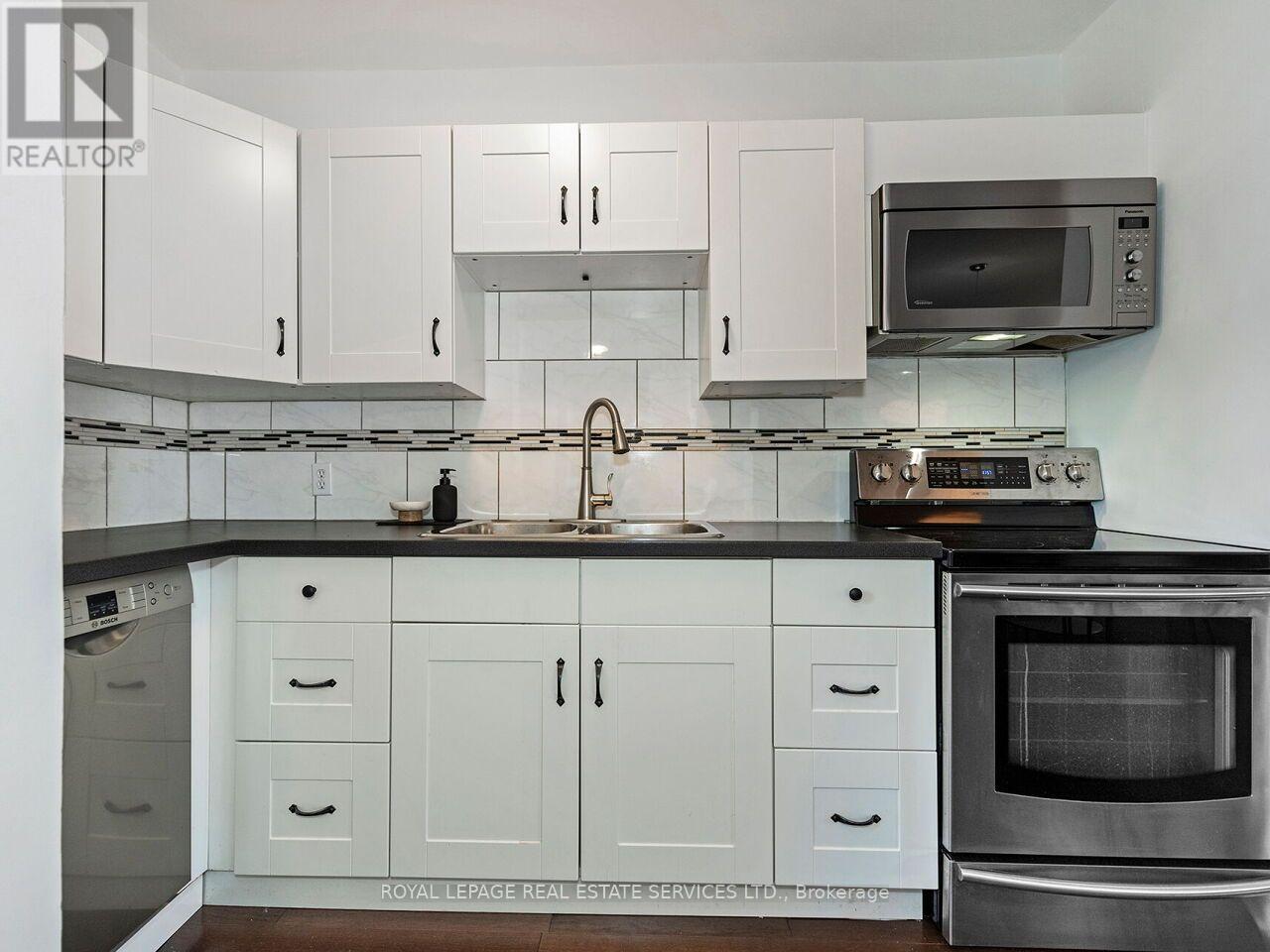 62 NEWMARKET AVENUE - 14