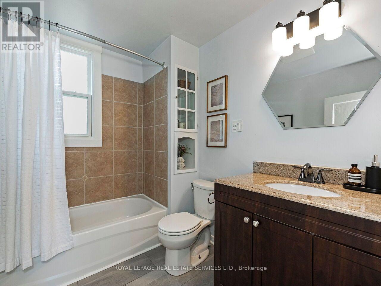 62 NEWMARKET AVENUE - 20